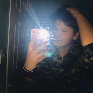 Meet your Posher, Danika